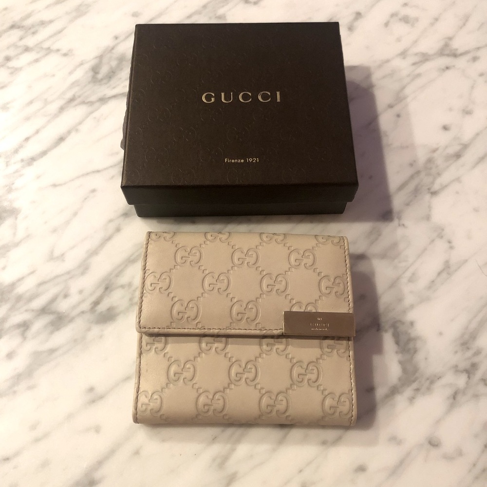 Gucci Guccissima leather wallet